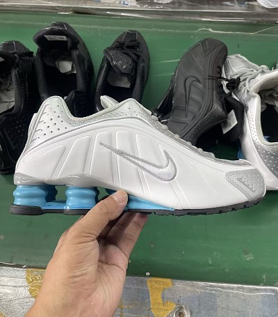 Shox R4-048  Shox R4-048